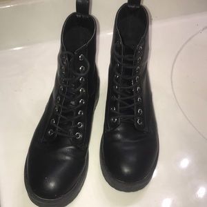 dr marten INSPIRED boots